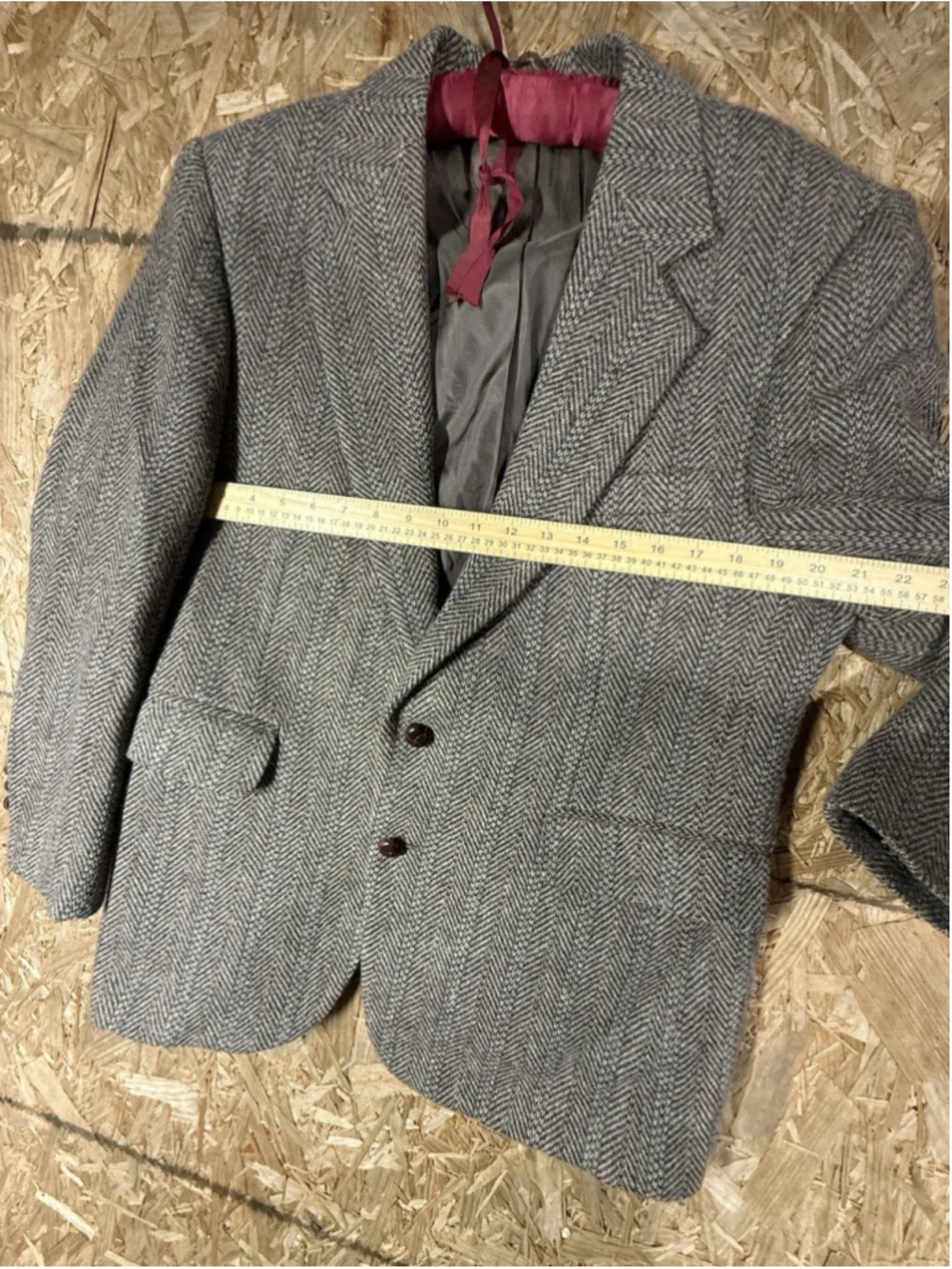 Vintage 100% Wool Herringbone Tweed Blazer 42S Academia Ivy Preppy Sport Coat